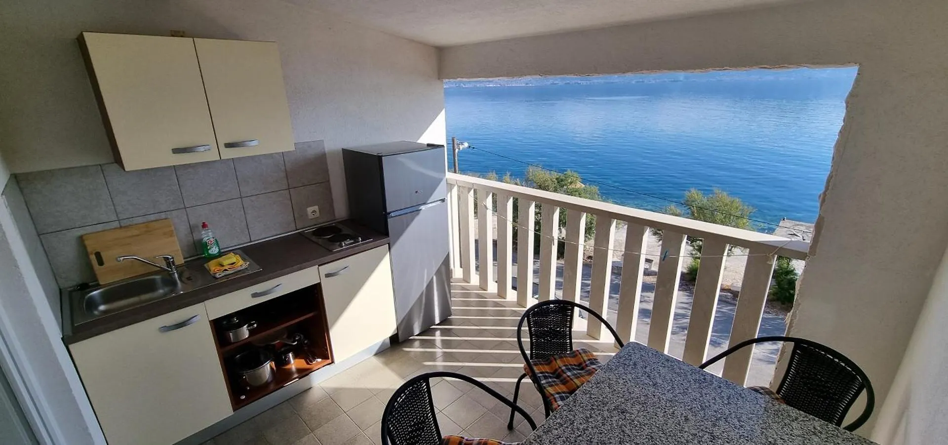 Aparthotel Villa Ana Slatine