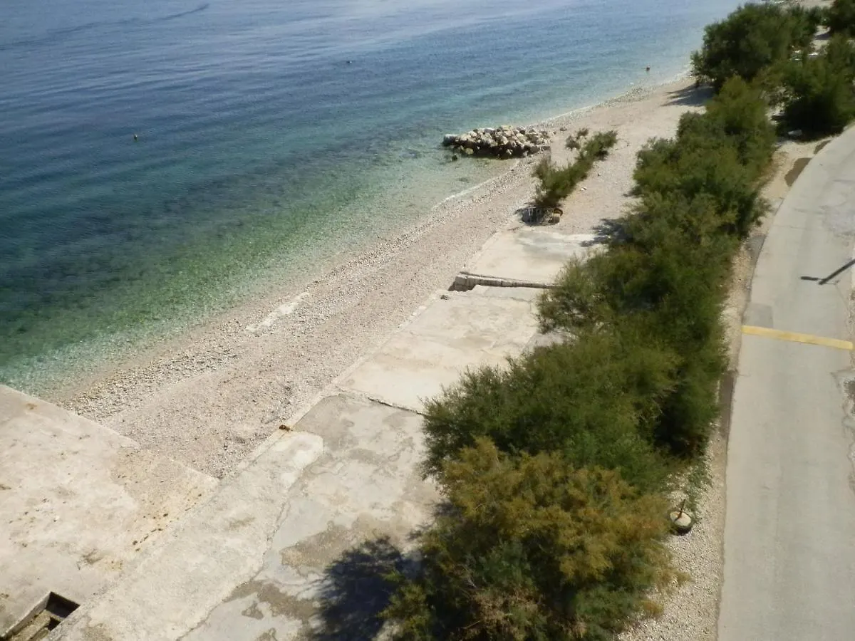 Villa Ana Slatine Aparthotel