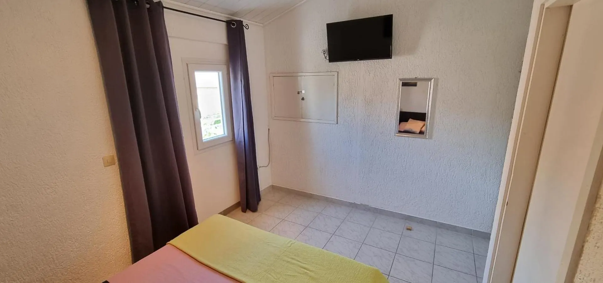Villa Ana Slatine 3*,  Croatia